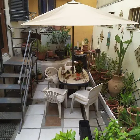 House 펜션 카타니아