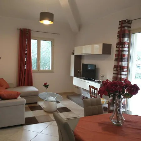 House * Carini